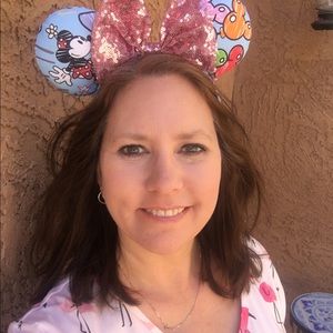 Meet your Posher, Robin